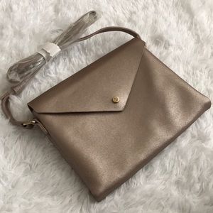 Francesca’s Cross body